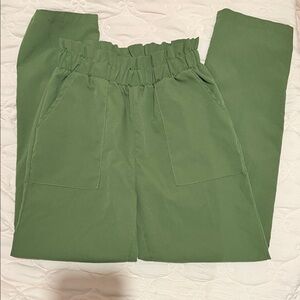 SHEIN Kids Casual Green Bottoms